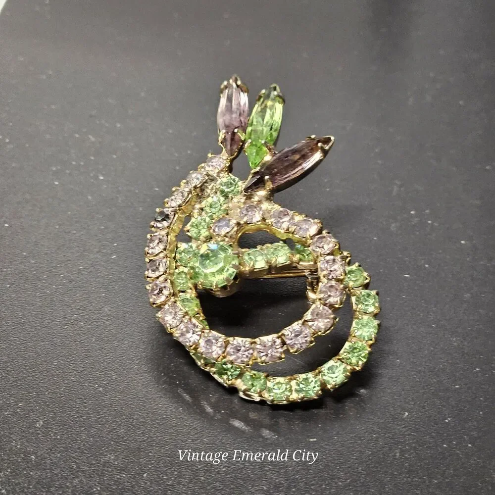 Vtg Unsigned Weiss Swirl Brooch Green & Purple Prong Rhinestones Navette Crystal